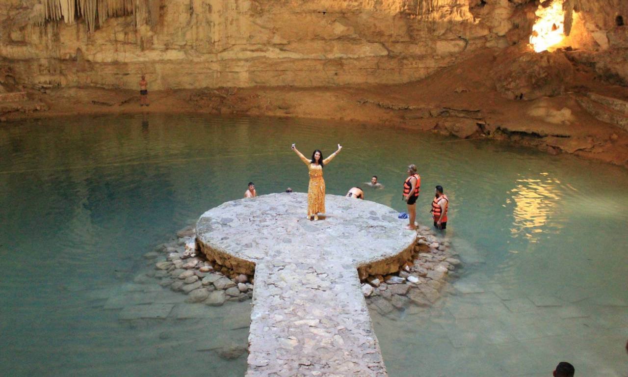 Chichen Itza, Valladolid & Cenote photo 13